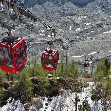 Grepon 6 Incredible Mont Blanc View * Шамони